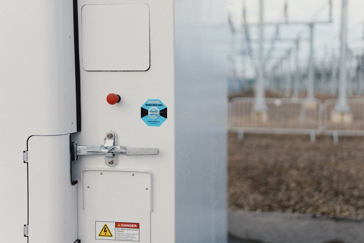 Kokie Jūsų pasiūlymai dėl elektros energijos kaupimo įrenginių finansavimo sąlygų juridiniams asmenims?