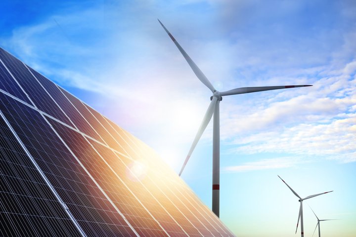 Energetikos ministerija siūlo pokyčius atsinaujinančios energetikos sektoriuje: daugiau lankstumo, mažesnė administracinė našta